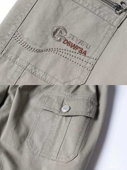 Pantaloni cargo